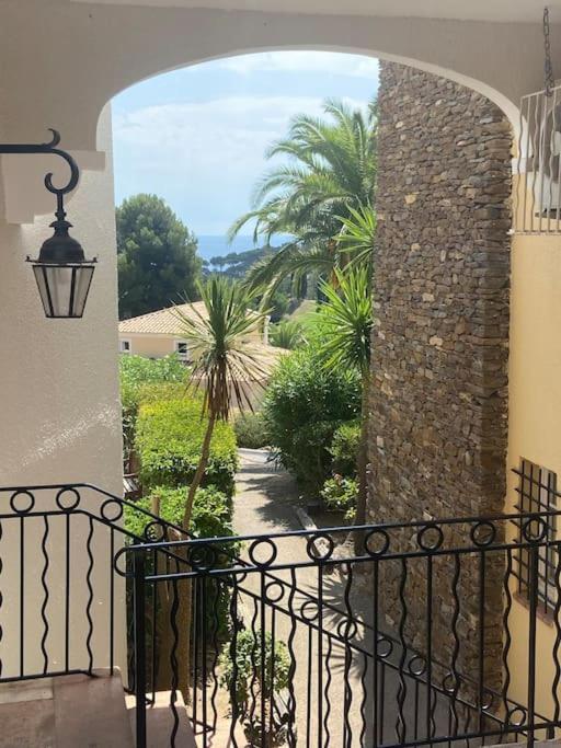 Dans Un Cadre D'Exception, Vue Mer Panoramique A Agay Cote D'Azur, Village Vacances Cap Esterel, T2 Avec Jardin, Golf, Climatisation, Wifi, 5 Piscines Saint-Raphaël Esterno foto