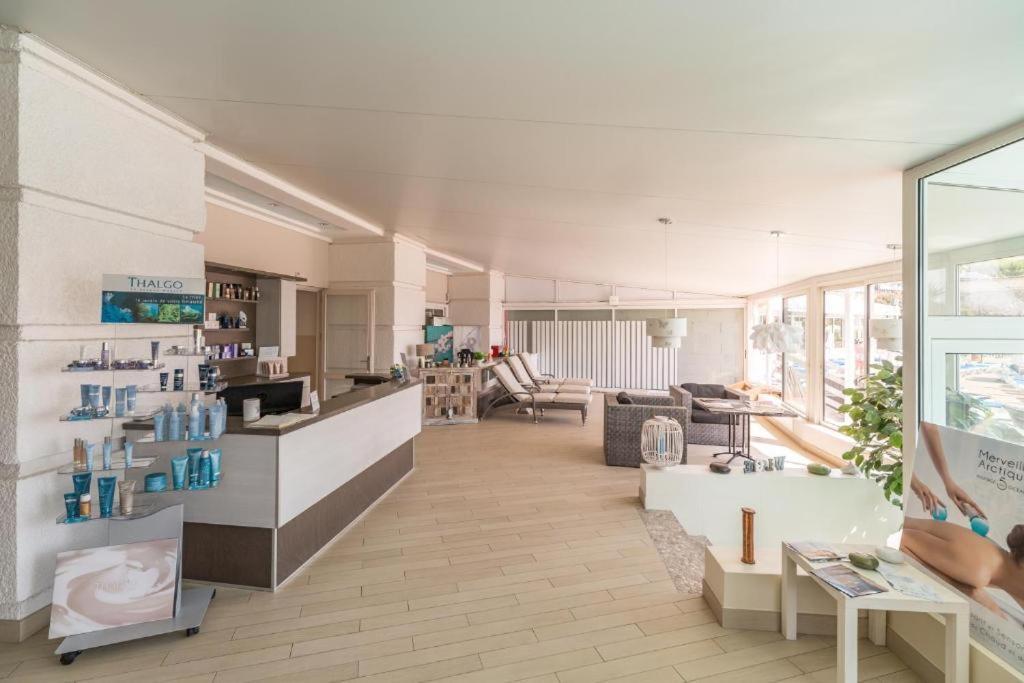 Dans Un Cadre D'Exception, Vue Mer Panoramique A Agay Cote D'Azur, Village Vacances Cap Esterel, T2 Avec Jardin, Golf, Climatisation, Wifi, 5 Piscines Saint-Raphaël Esterno foto