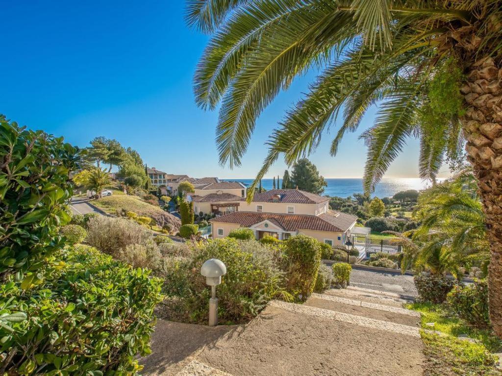 Dans Un Cadre D'Exception, Vue Mer Panoramique A Agay Cote D'Azur, Village Vacances Cap Esterel, T2 Avec Jardin, Golf, Climatisation, Wifi, 5 Piscines Saint-Raphaël Esterno foto